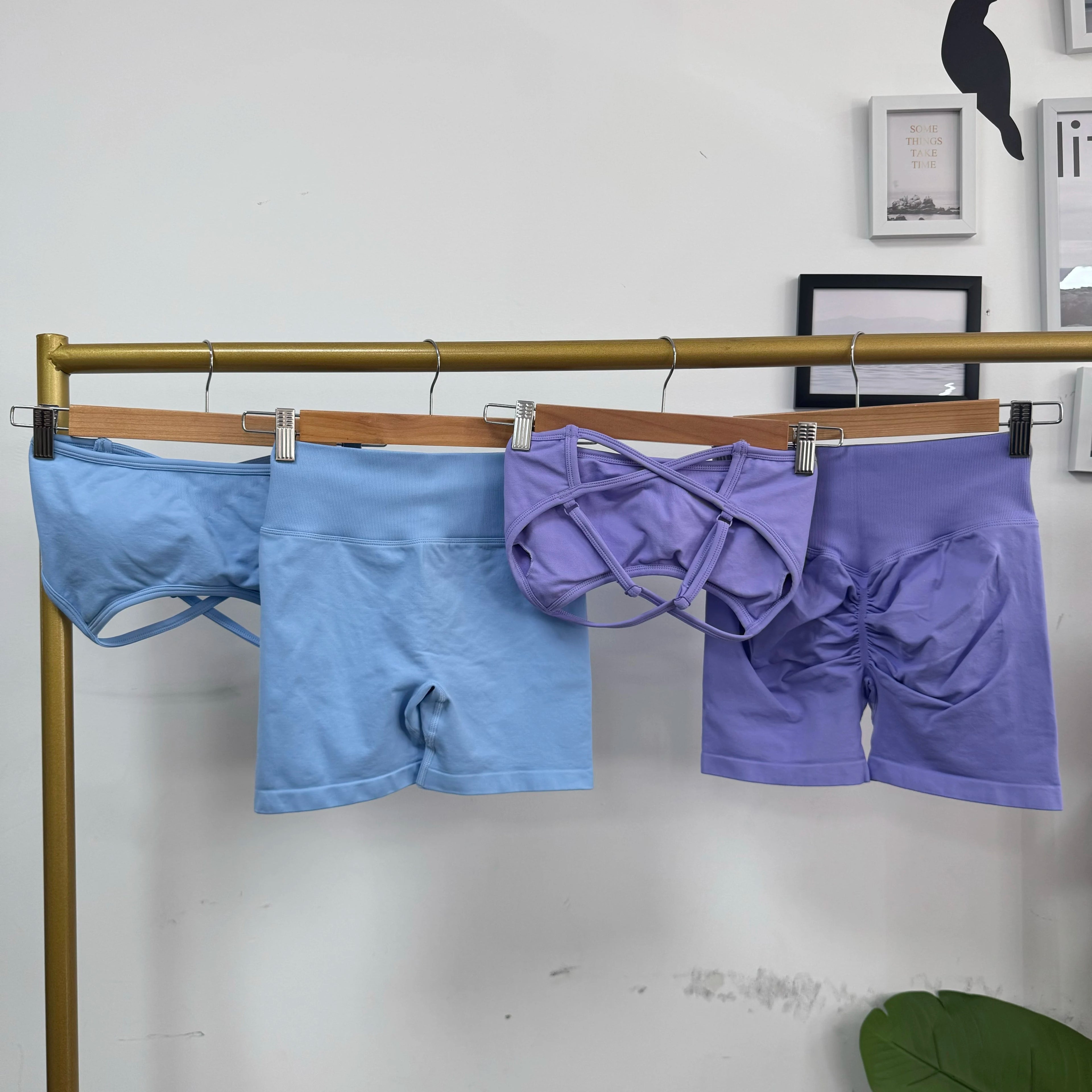 Roupas desportivas femininas